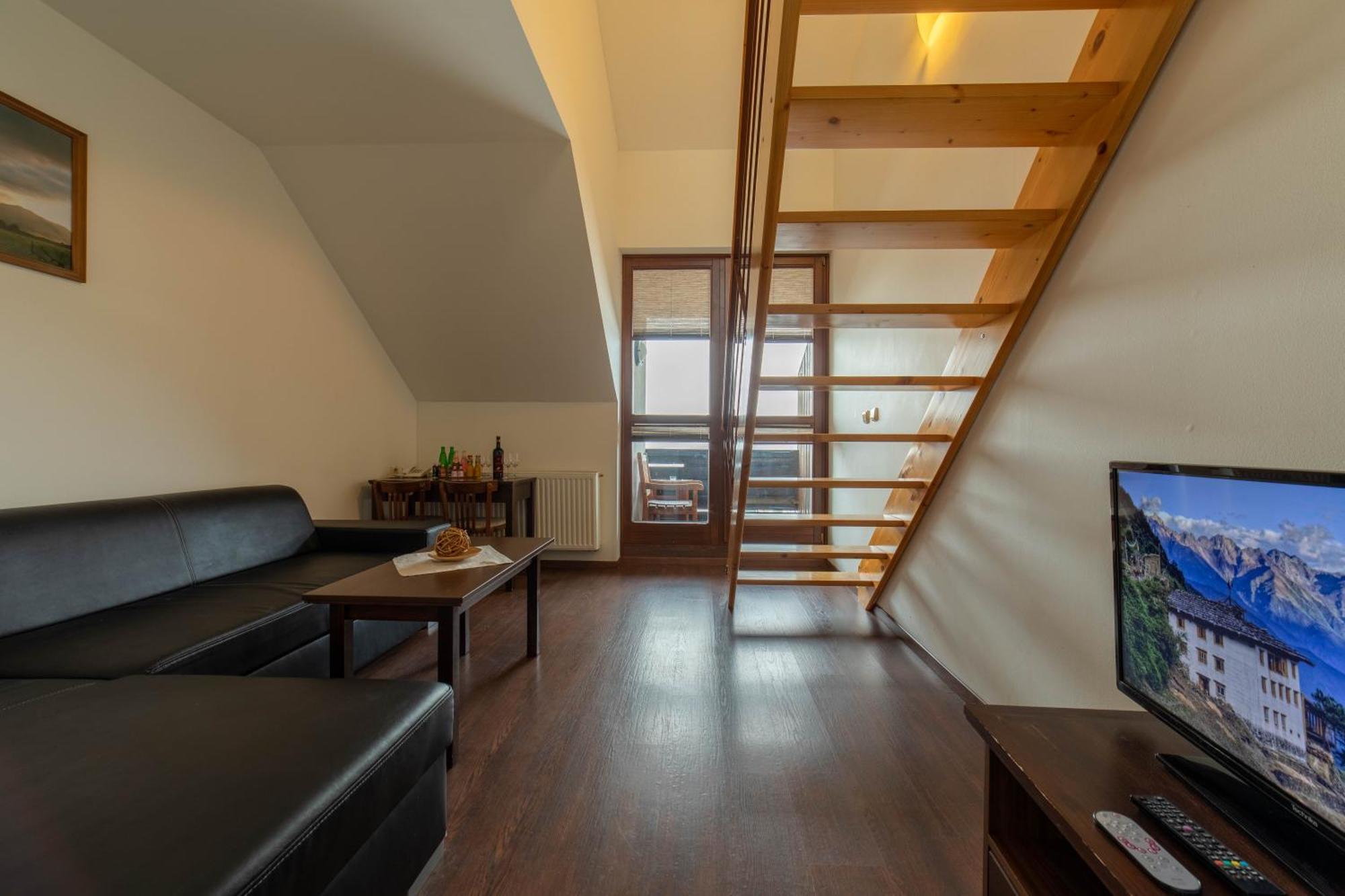 Hotel Liptov Holiday *** Liptovský Trnovec Εξωτερικό φωτογραφία