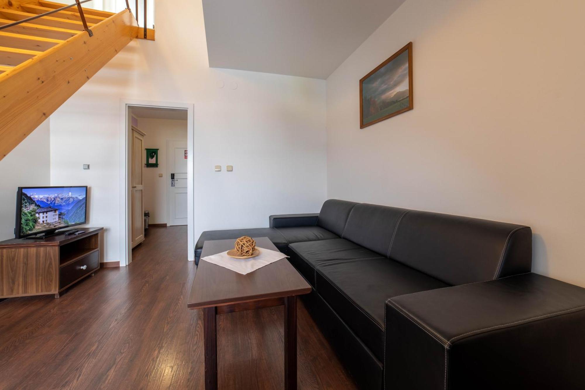 Hotel Liptov Holiday *** Liptovský Trnovec Εξωτερικό φωτογραφία